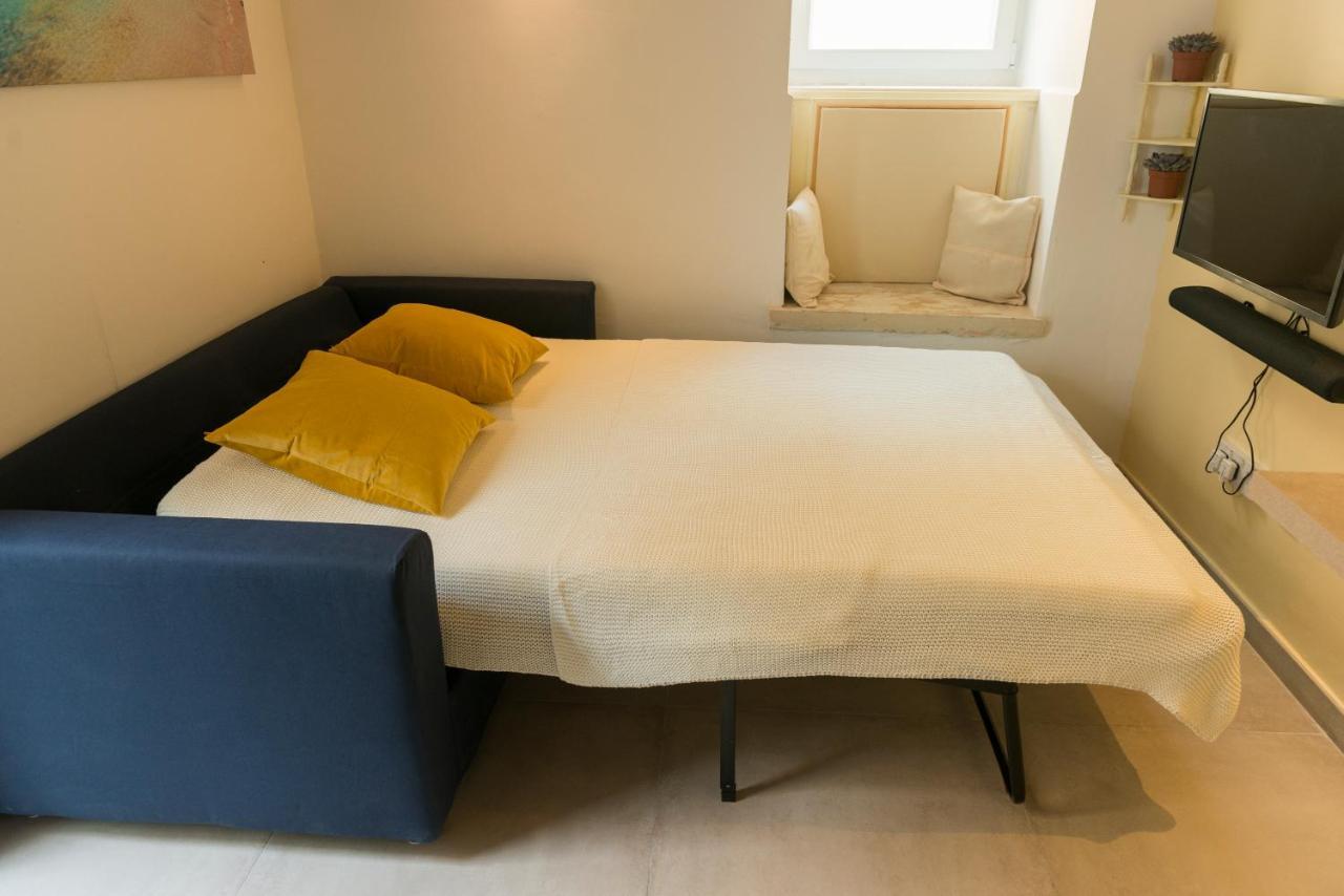 Authentic Gf Apartment With Terrace At The 3 Cities Marina Cospicua Exterior foto