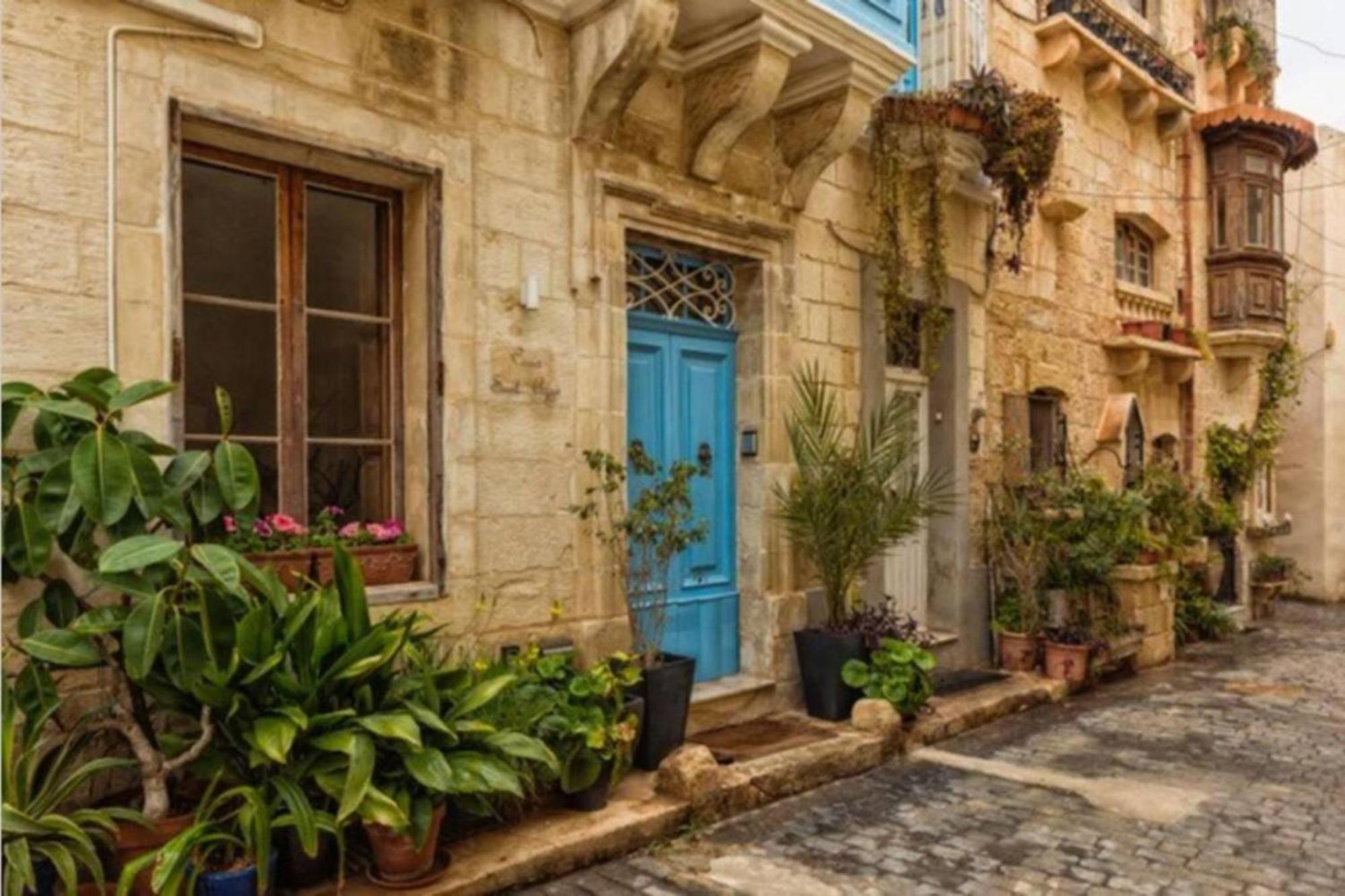 Authentic Gf Apartment With Terrace At The 3 Cities Marina Cospicua Exterior foto